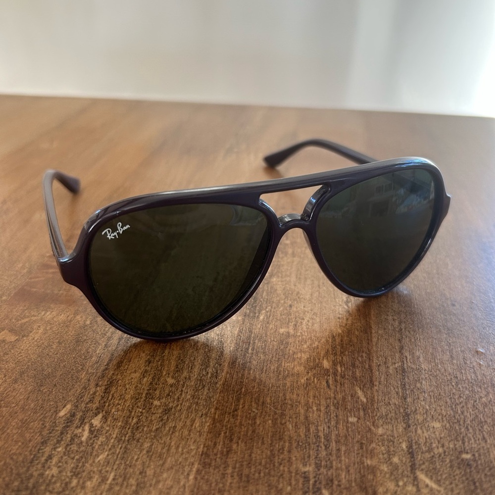 Ray-Ban Black Frame Green Lens Aviator Sunglasses